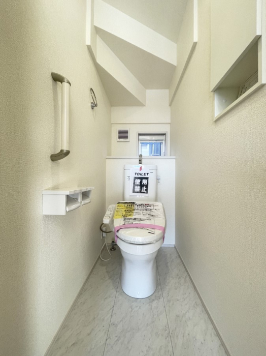 �g�C�� �������̂��闎����������
