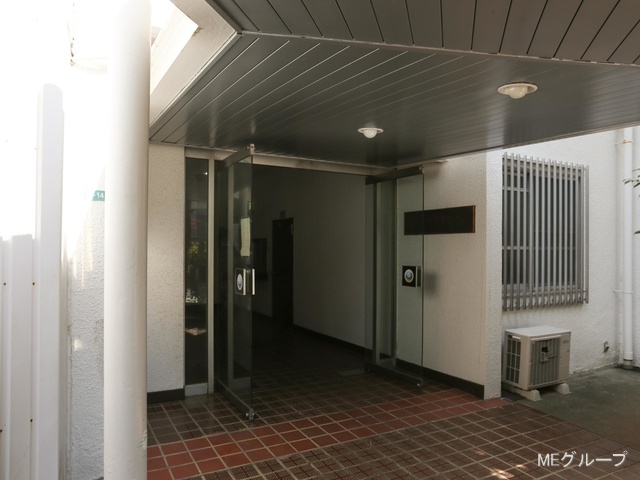 �G���g�����X -