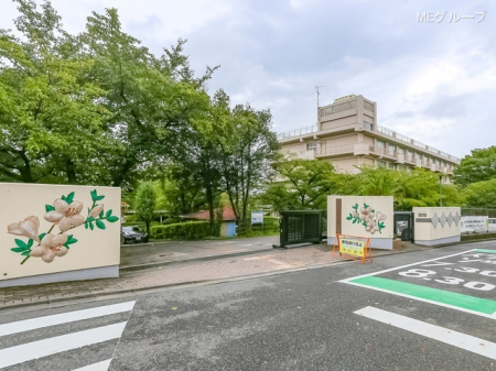 ���ӊ� ���w�Z 820m �������܎s���P�O���w�Z
