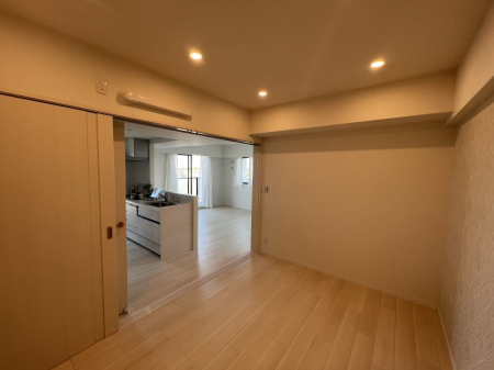 ���̑����� ���|�����y�ȑS�����t���[�����O�A�C���e���A�̕����L����܂�