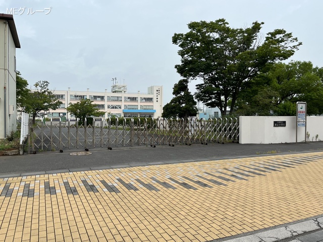 ���ӊ� ���w�Z 1300m �����s�����~���w�Z