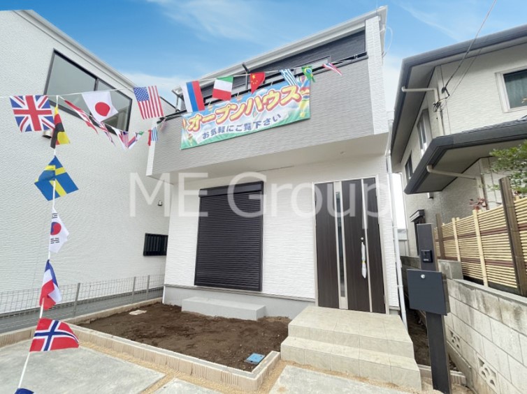 ���n�O�ώʐ^ �쓹�H�ɖʂ��z����ǍD�E���邢�~�n