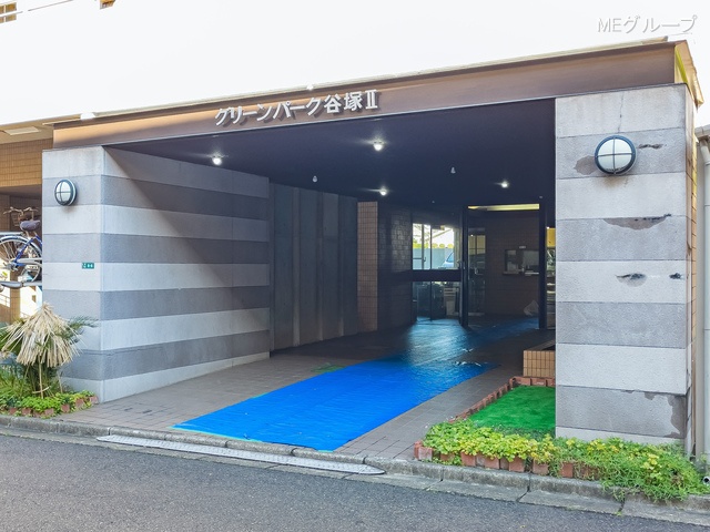 �G���g�����X -