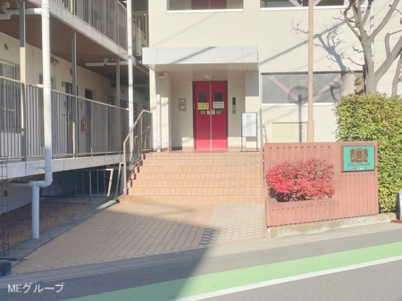 �G���g�����X -