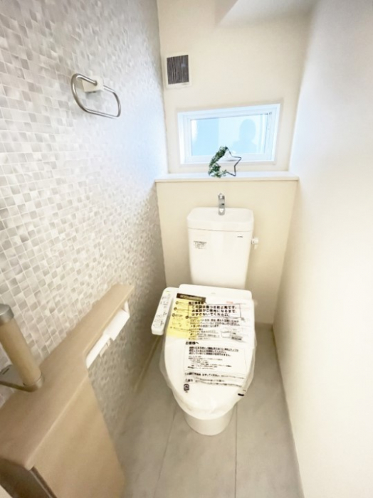 �g�C�� �������̂��闎����������