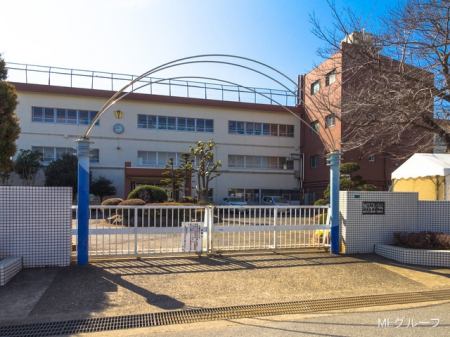 ���ӊ� ���w�Z 300m �䑷�q�s���Ζk�䐼���w�Z