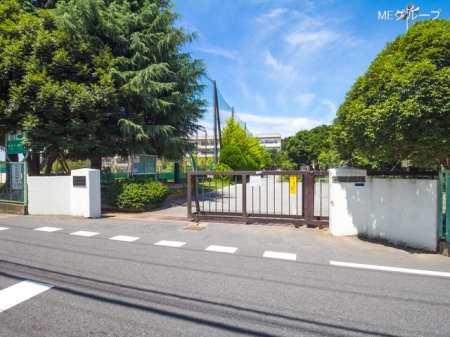 ���ӊ� ���w�Z 560m ���s������l���w�Z
