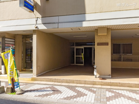 �G���g�����X -