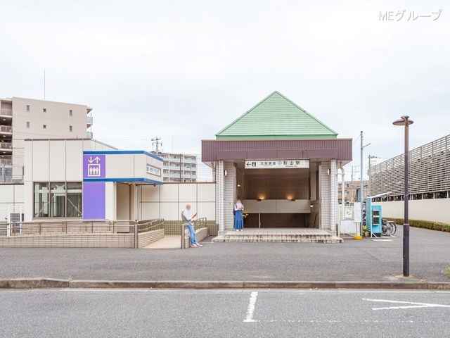 ���ӊ� �w 1600m �k�����u�H�R�v�w