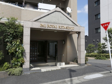 �G���g�����X -