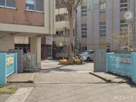 ���ӊ� ���w�Z 590m �������܎s���^�쓌���w�Z
