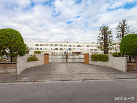 ���ӊ� ���w�Z 320m �����旧����k���w�Z