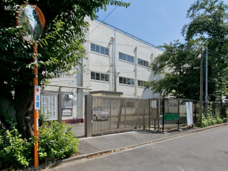 ���ӊ� ���w�Z 530m �������s���c����O���w�Z
