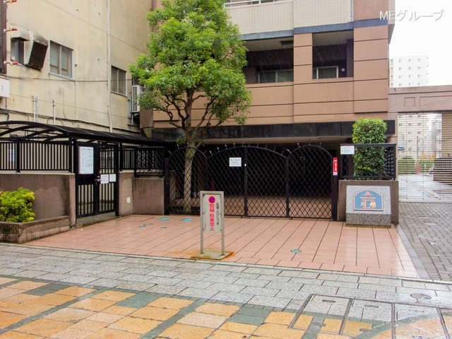 �G���g�����X -