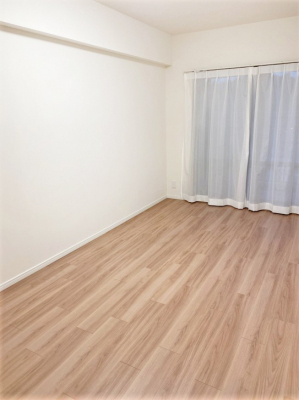 �Q�� ����