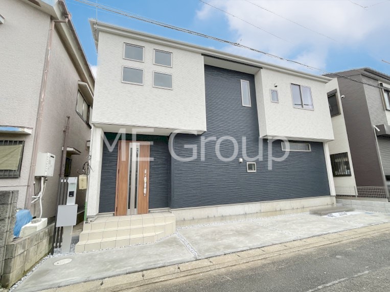 ���n�O�ώʐ^ �R���r�j��h���b�O�X�g�A���k���T�����ɂ��肨�������ɕ֗��ȗ��n�ł�