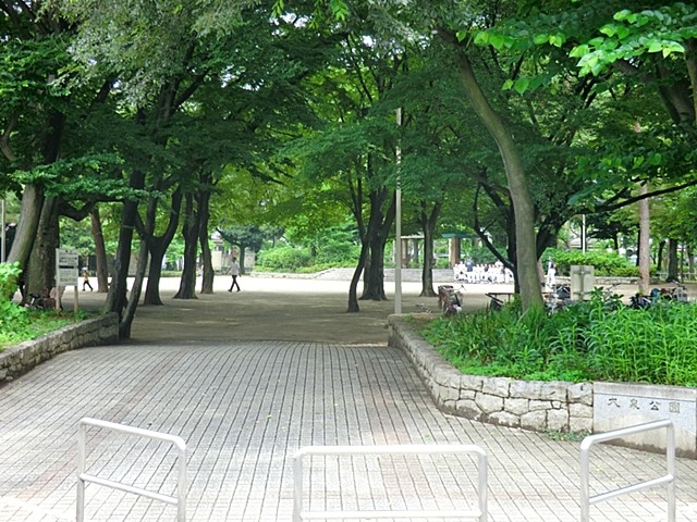 ���ӊ� ���� 942m ������
