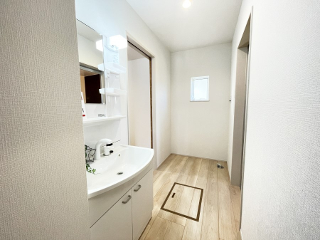 ���ʑ�E���ʏ� �㎿�Ȑ��ʋ�Ԃ���Ƃ�̎��Ԃ����o