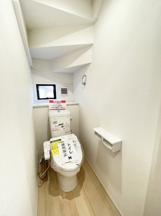 �g�C�� �������̂��闎����������