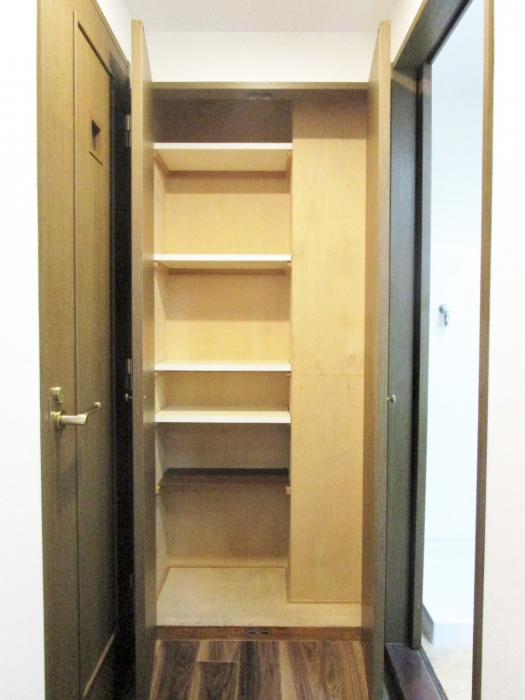 ���[ �����Ղ�̎��[�X�y�[�X�ŉ��K�ɕ�点���� 