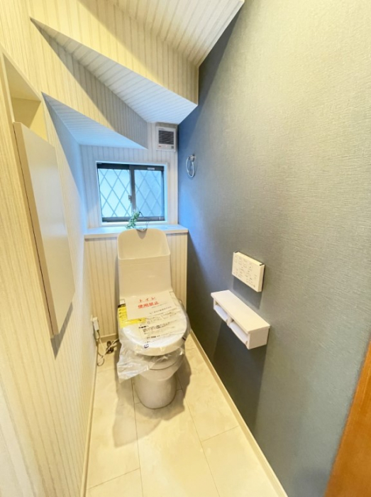 �g�C�� �������̂��闎����������