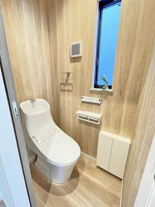 �g�C�� �������̂��闎����������