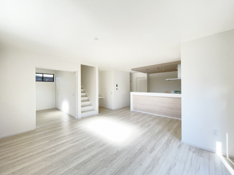 ���r���O ���r���O�K�i�E�ΖʃL�b�`���@�Ƒ��Ƃ̂ӂꂠ�����؂ɂ����v�����ł� 
