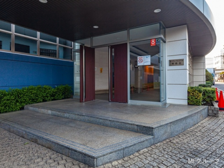 �G���g�����X -