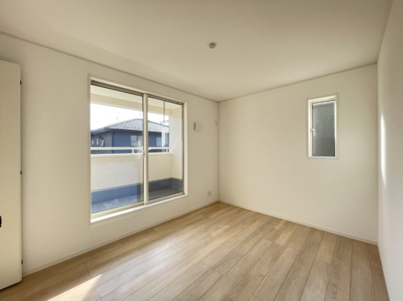 �Q�� �o���R�j�[�ɖʂ��Ă���̂Ŗ��邭���K�ȃv���C�x�[�g���[��