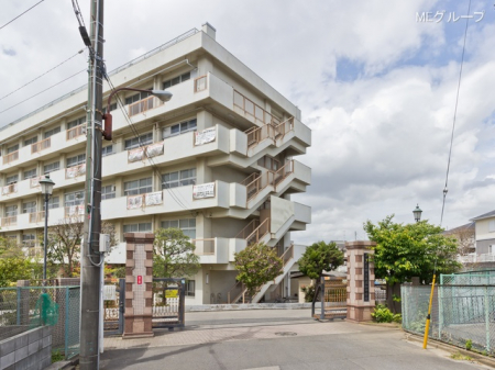 ���ӊ� ���w�Z 1280m �������܎s�����Y�a���w�Z