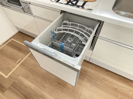 ���̑����� �H��􊣑��@�t���ł��Ƒ��̐H����X�b�L���s�J�s�J