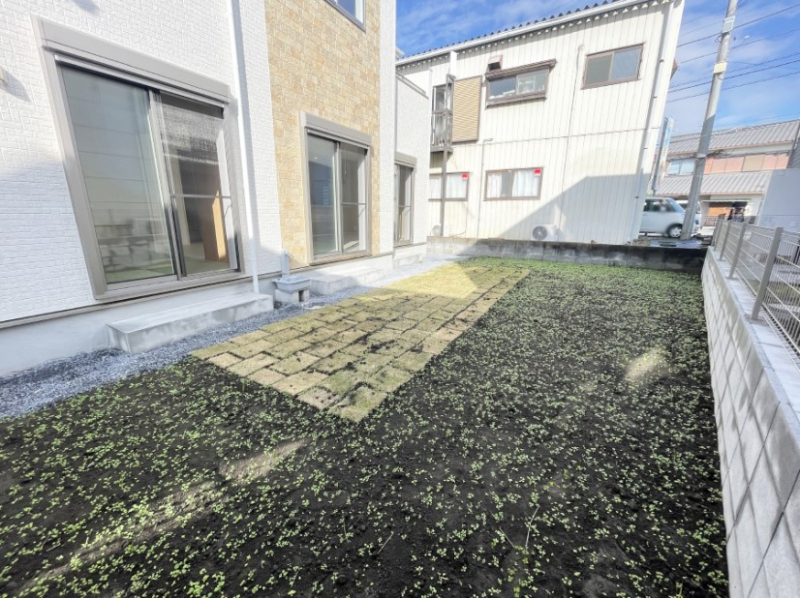 ���̑� �Ă͂��q�l�̃v�[���A�K�[�f�j���O��ƒ�؉��ȂǁA���p�r�ł��g�����������邨�� 