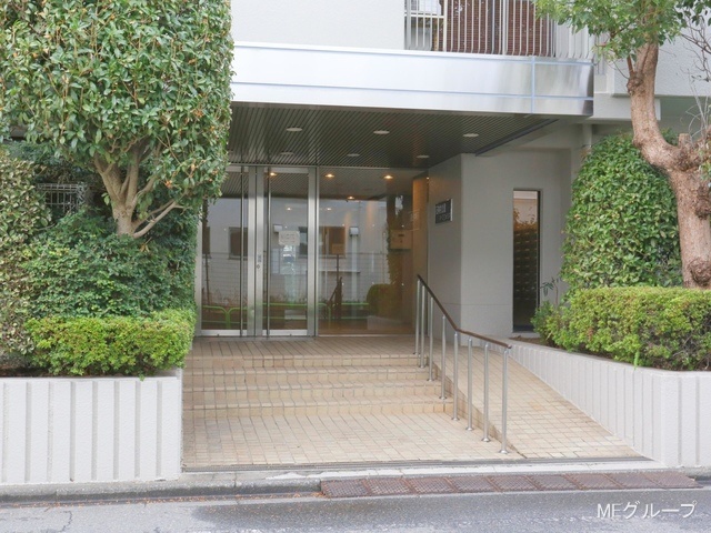 �G���g�����X -