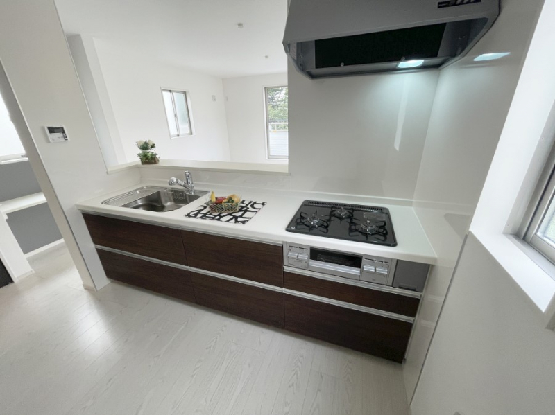 �L�b�`�� �L���Ďg������̂悢�L�b�`���B�������̂������ŉƑ��̏Ί炪�L����܂��B