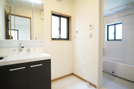 ���̑� ���̂��閾�邢���ʏ��Ŗ����̐g�x�x���C�����ǂ����g�������܂�