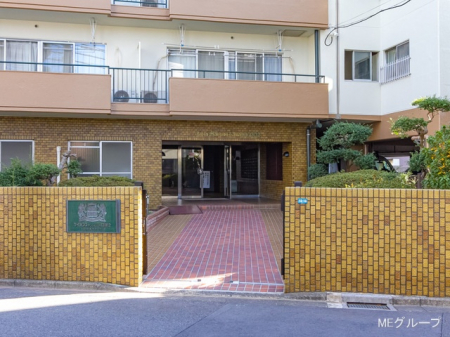 �G���g�����X -
