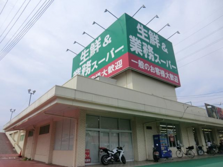 ���ӊ� �X�[�p�[ 776m �Ɩ��X�[�p�[��������X