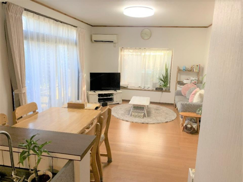 ���r���O ������芰�����P�W���̂k�c�j�I���R������荞�܂�A�Ƒ��c���̏ꏊ�𖾂邭���o