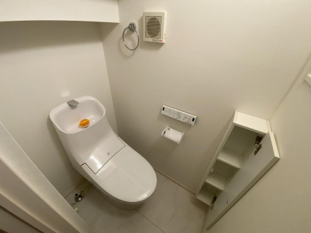 �g�C�� ������Ƃ����������̂��闎����������