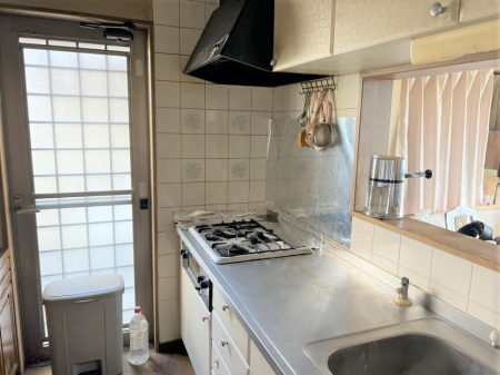 �L�b�`�� ������̂���L�b�`���I�J�E���^�[�z���ɂ��b�������Ȃ��疈���̂������������Ɗy����