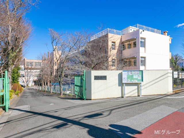 ���ӊ� ���w�Z 700m ����s�����J�ꒆ�w�Z