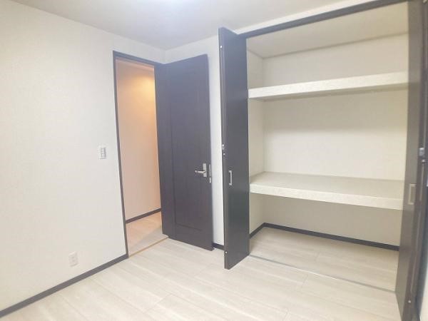 ���[ �����Ղ�̎��[�X�y�[�X�ł��ł��Z��Ԃ��X�b�L���ۂĂ���