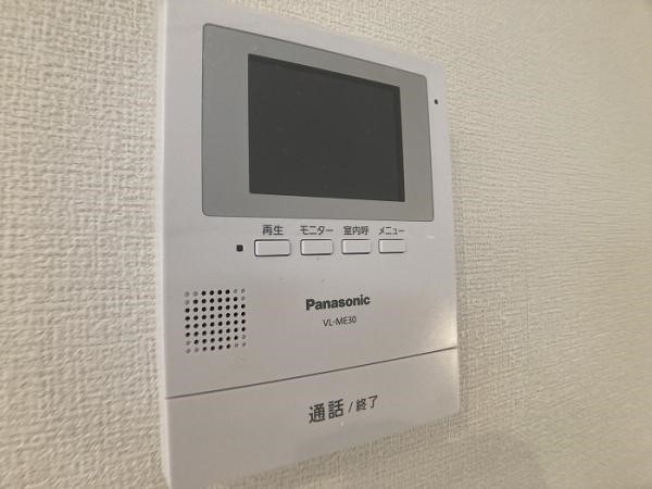 ���̑����� �s�u���j�^�t�C���^�[�z���ŃZ�L�����e�B�ʂɂ��z��