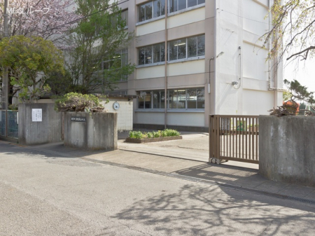 ���ӊ� ���w�Z 1650m �����s��������ܒ��w�Z