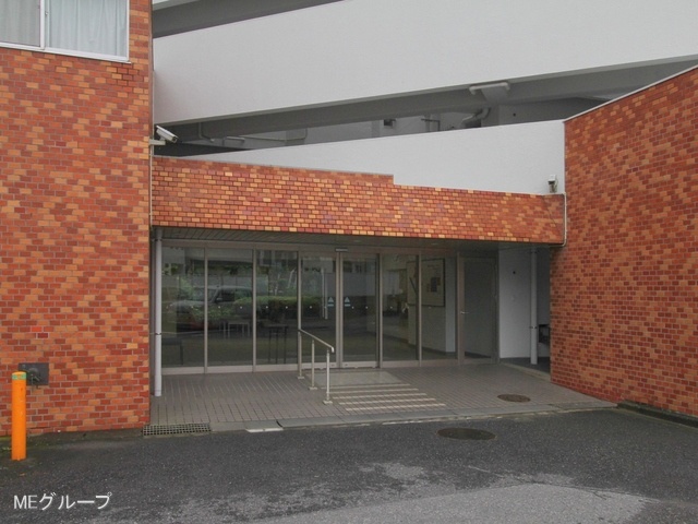 �G���g�����X -