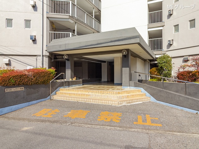 �G���g�����X -