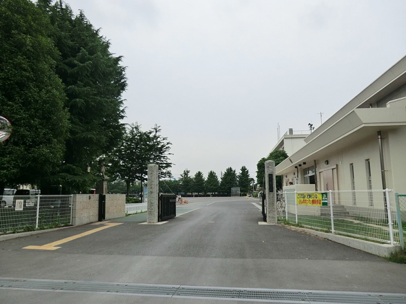 ���ӊ� ���w�Z 820m ����s�����쏬�w�Z