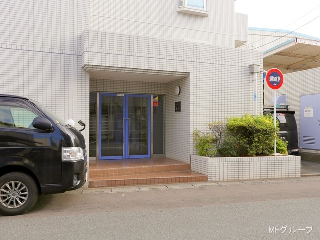 �G���g�����X -